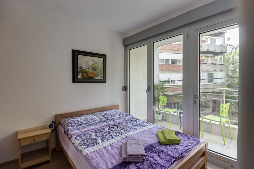 Sekula'S City Center Apartment Белград Экстерьер фото
